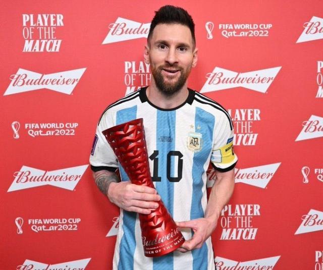 1670629600302068439.jpg FjkgrIAWIAA6PFs.jpg